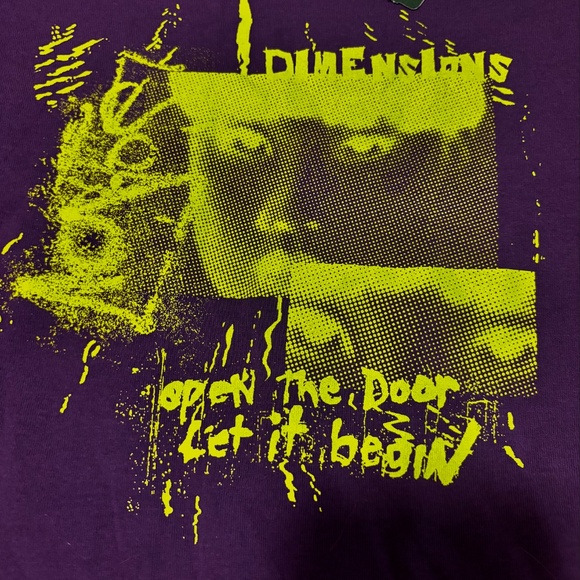 Retro purple and neon green nostalgia print cropped short sleeves baby tee NWT - Picture 3 of 9